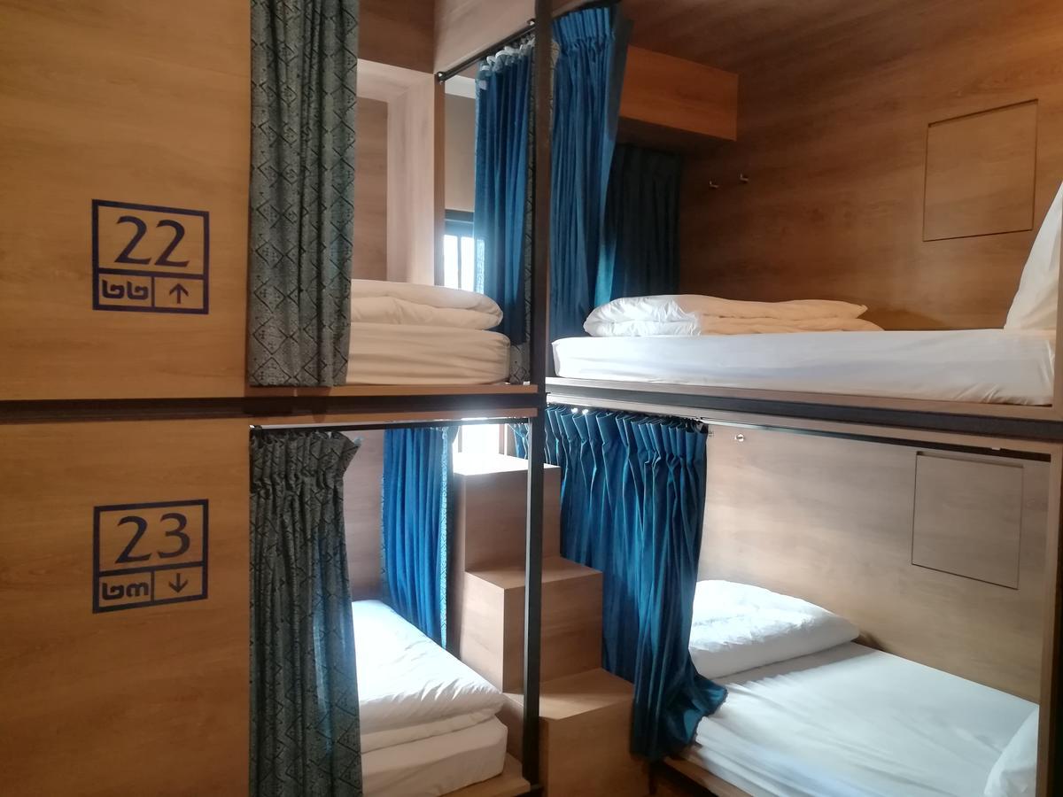Natee Hostel Bangkok Ngoại thất bức ảnh
