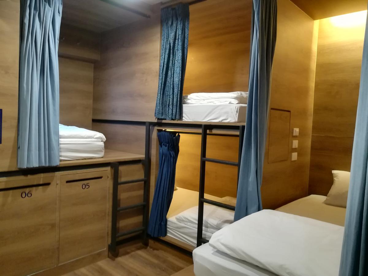 Natee Hostel Bangkok Ngoại thất bức ảnh